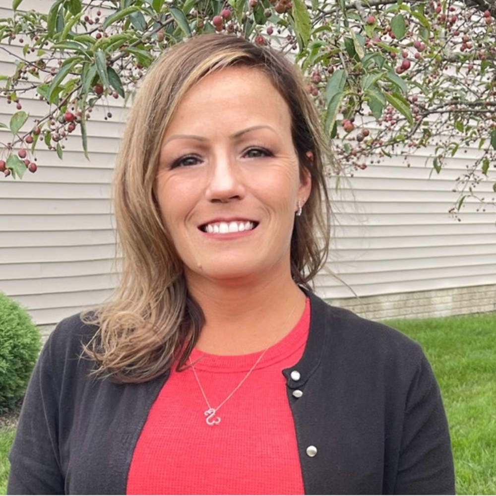 Meet your Posher, Courtney